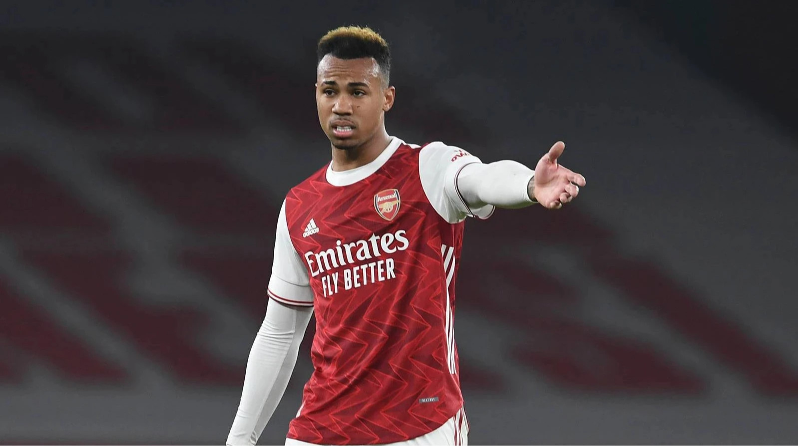 Арсенал хочет получить 100 миллионов за своего защитника