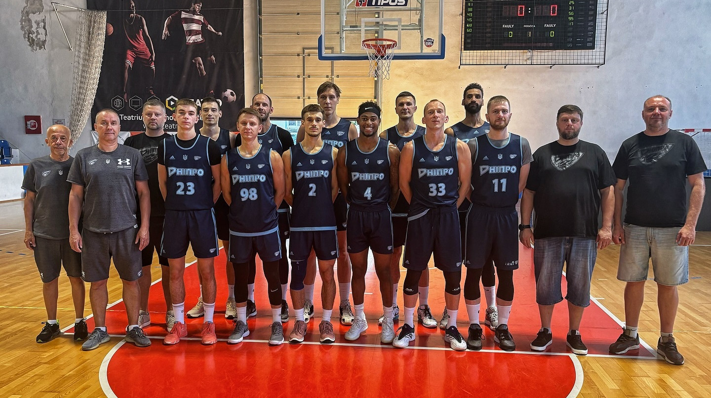 Днепр разгромил словацкий клуб и вышел в финал международного турнира