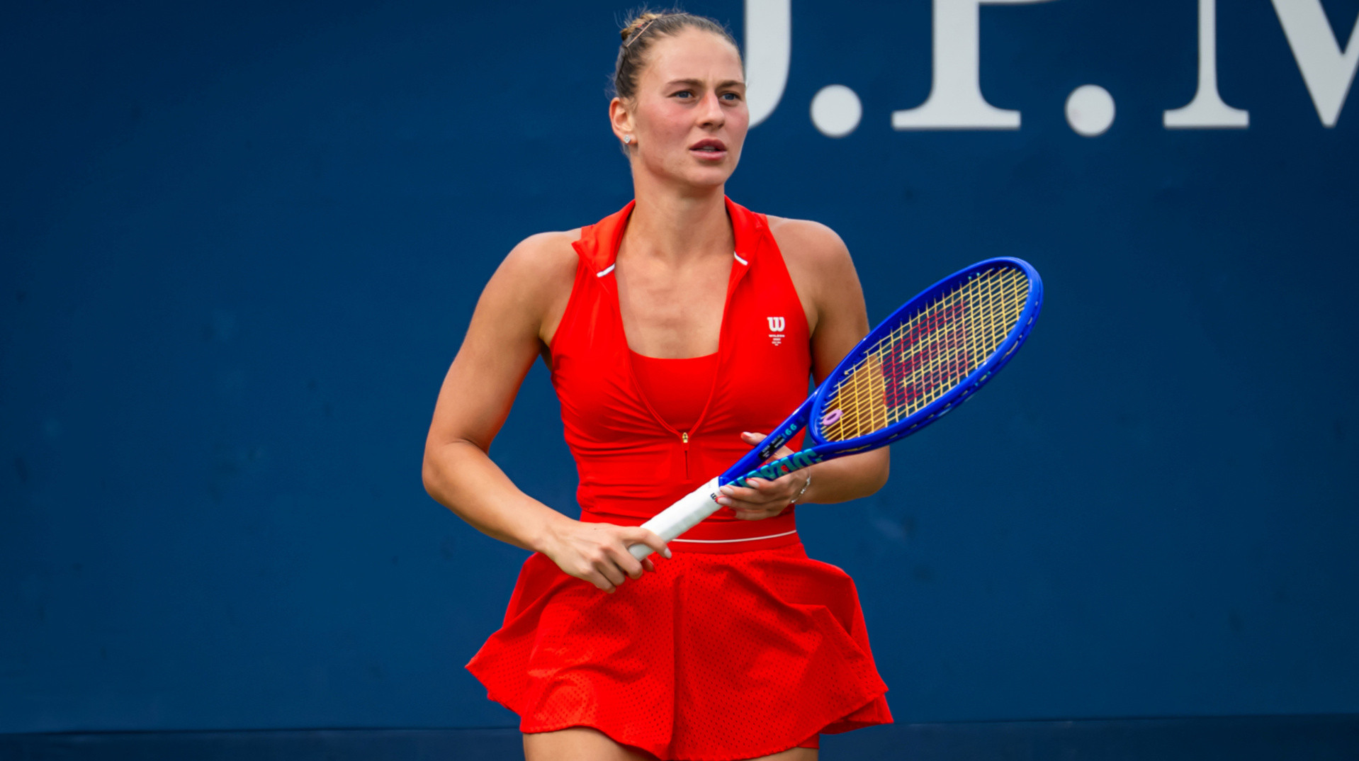 Перемога над третьою ракеткою світу: огляд матчу Костюк – Анісімова у Брісбені