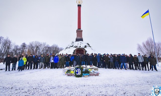 Ультрас Динамо вивісили ганебний банер на адресу Медведчука та Суркіса