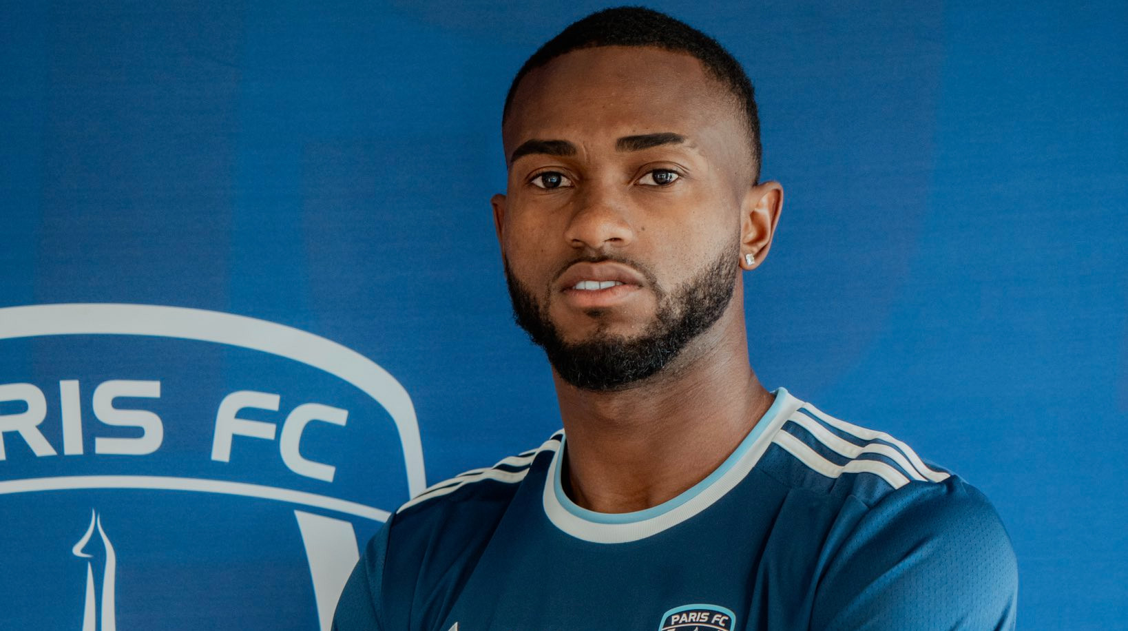 Порту продал защитника в ФК Париж