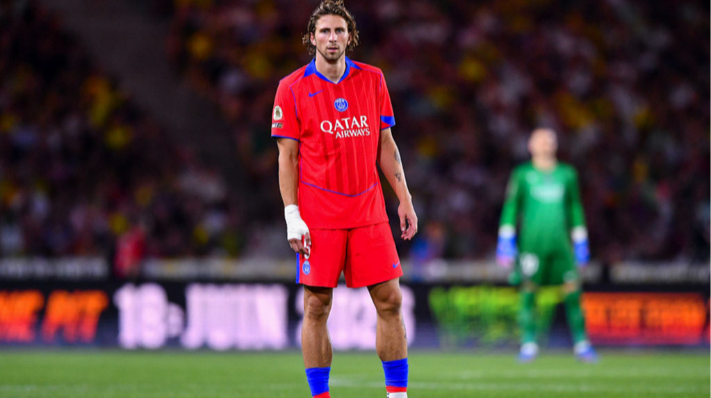 Забарный, Лунин и другие: кто из украинцев сыграет в Лиге чемпионов 2025/26