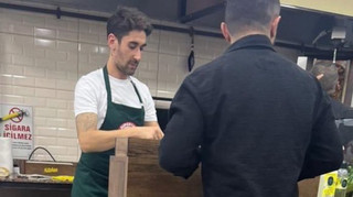 Проміняв ЛЧ на шаурму: відомий турецький футболіст завершив кар'єру заради бізнесу з братом