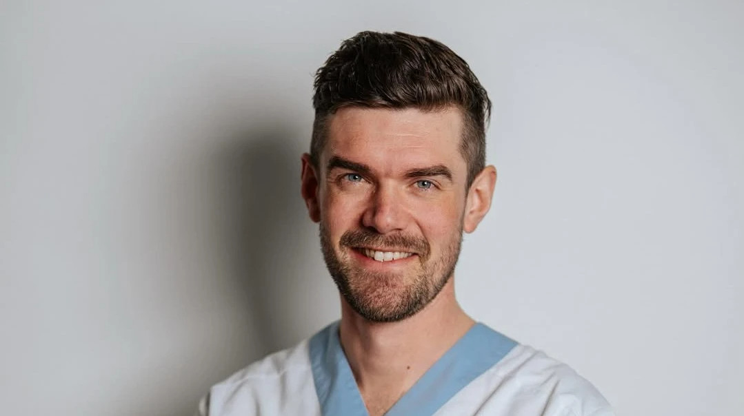 Олімпійський чемпіон буде працювати лікарем у збірній своєї країни