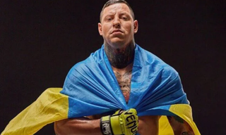 Український боєць ММА побив російського блогера