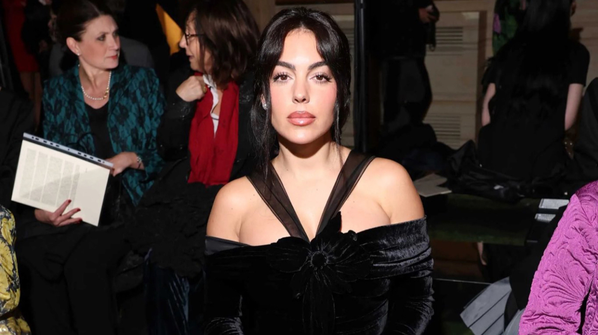 Невеста Роналду затмила всех: Джорджина эффектно появилась на модном шоу в Риме