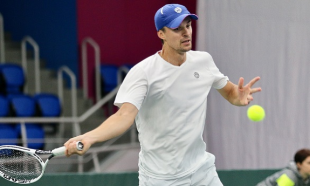 Молчанов вийшов до чвертьфіналу турніру ATP у Празі