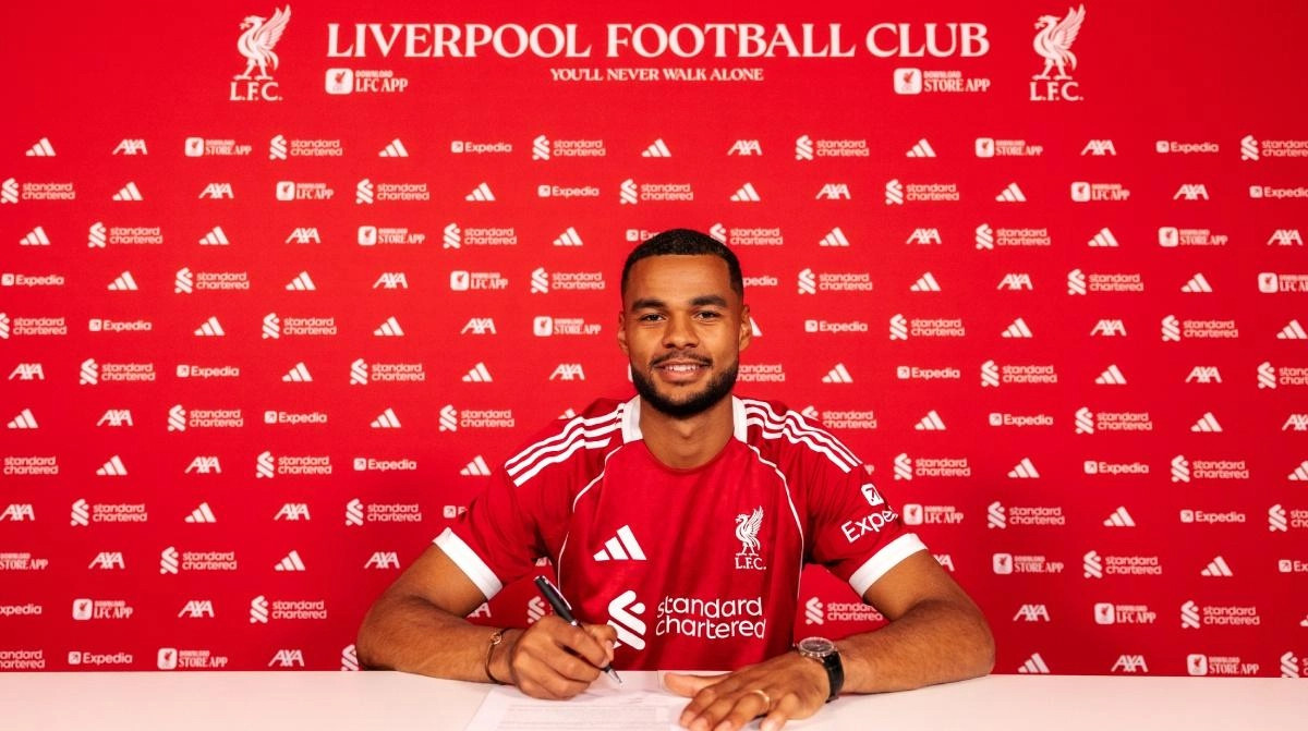 Ливерпуль подписал новый контракт с одним из ключевых вингеров