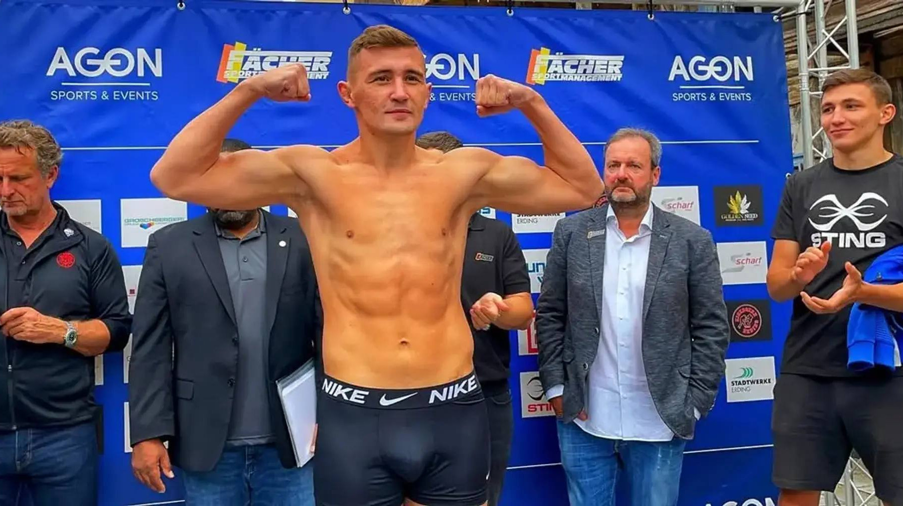 Великовский проиграл Гарсии на шоу в Польше