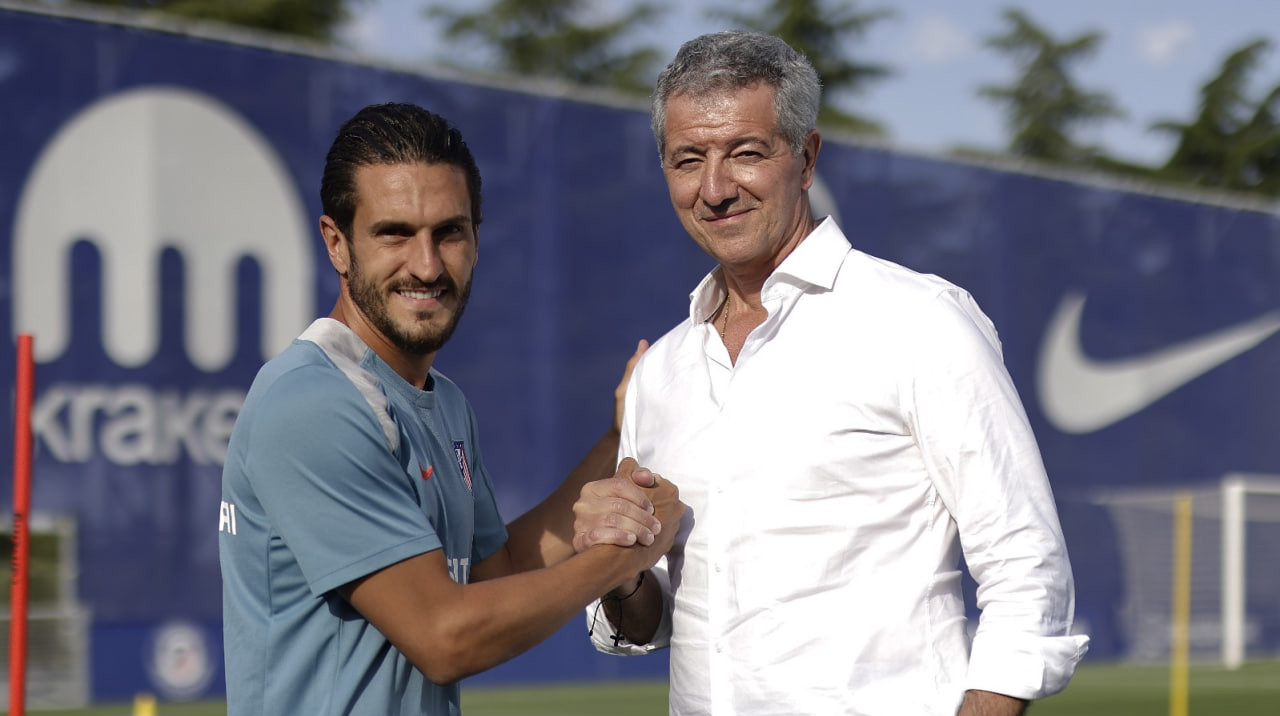 Атлетико подписал новый контракт со своим капитаном