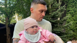 Усик підкорив мережу ніжним танцем з донькою під легендарний український хіт