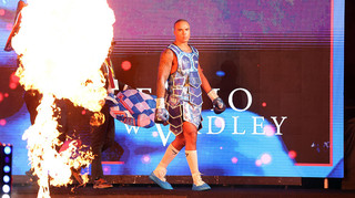 Визначився новий чемпіон WBO у надважкій вазі після відмови Усика від титулу