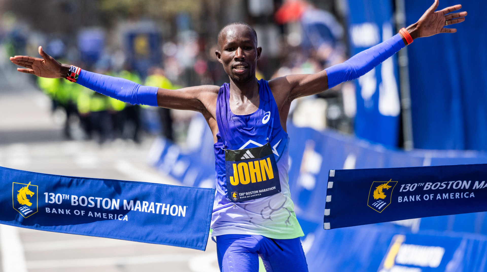 Рекорд траси: кенійці Корір та Локеді другий рік поспіль виграли Бостонський марафон