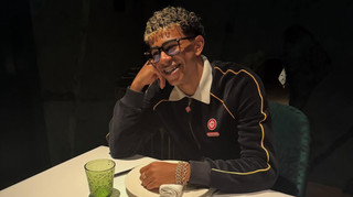 Маленький фанат упав на коліна перед Ямалем: реакція зірки Барселони розтопила мережу