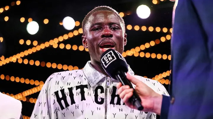 IBF зобов’язала Гітчінса провести обов'язковий захист титулу