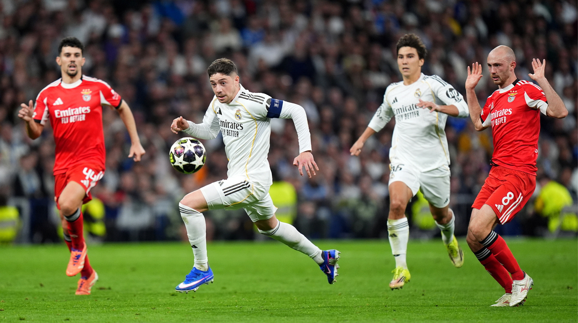 Реал – Бенфіка 2:1. Як мадридці пробились в 1/8 фіналу Ліги чемпіонів