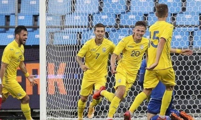 Хет-трик Сікана вивів збірну Україну U-21 на Євро-2023