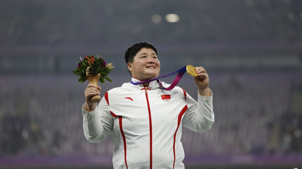 5 Олімпіад – 3 медалі різного ґатунку: легендарна китайська легкоатлетка завершила кар'єру
