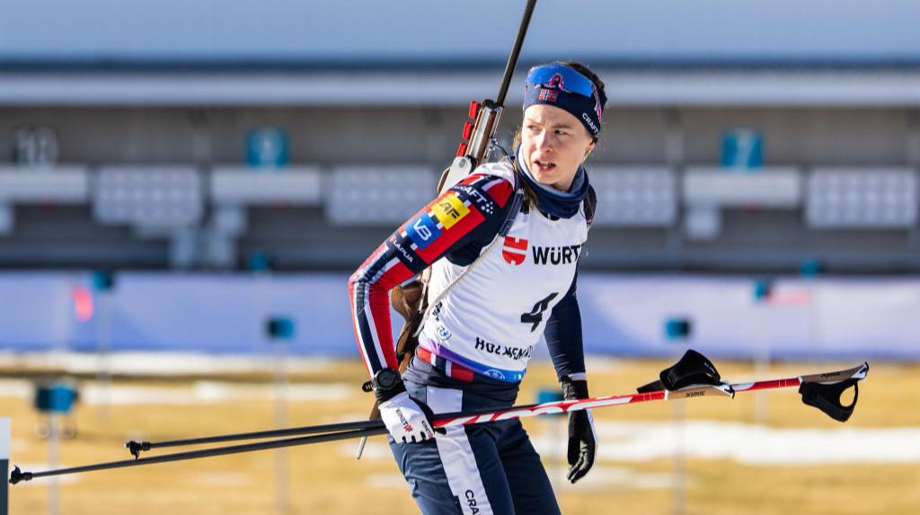 Норвезька біатлоністка перенесла операцію на спині