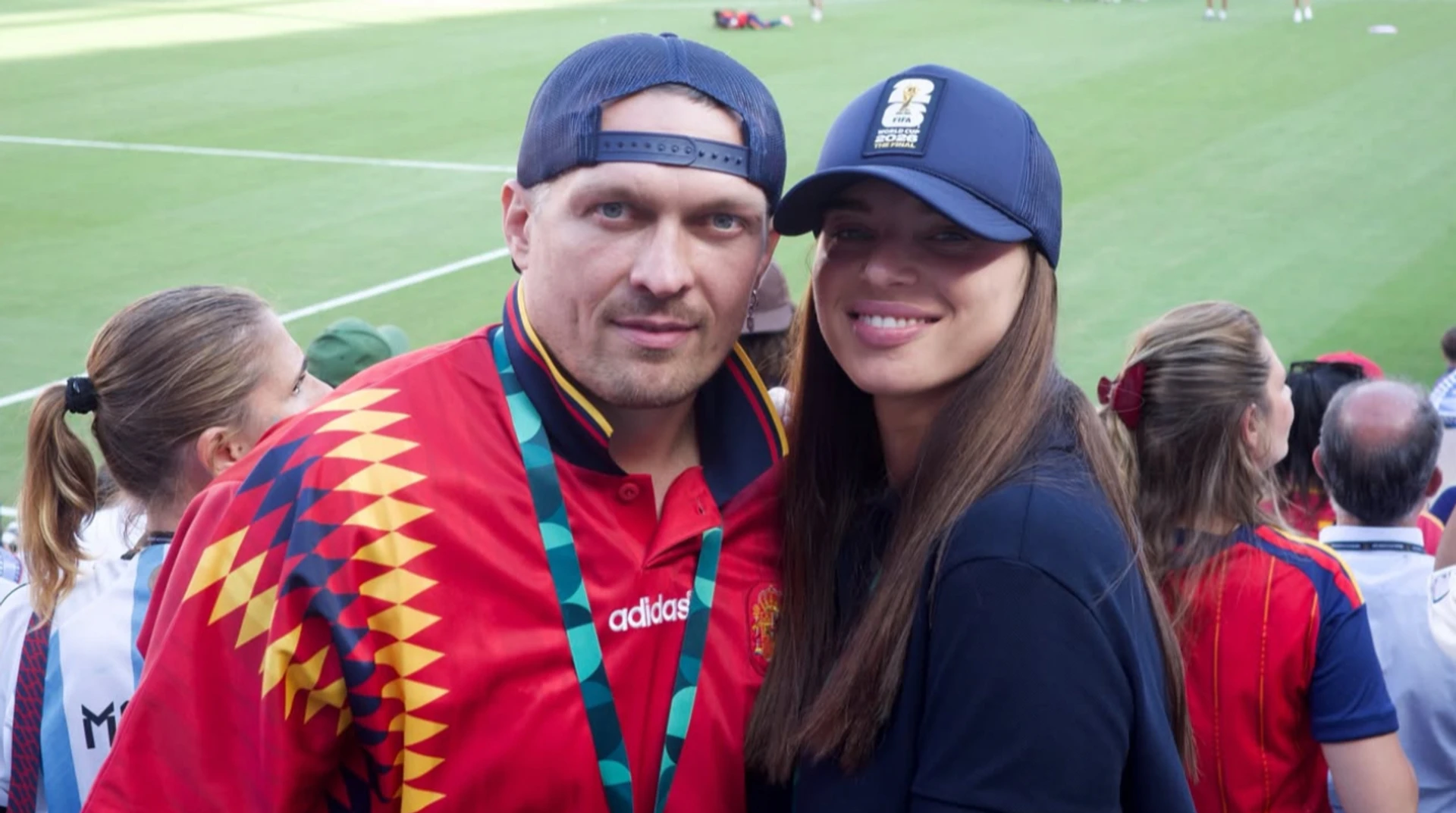 Усик запалив на фіналі ЧС-2026: відео танців боксера завірусилося у мережі| Lifestyle