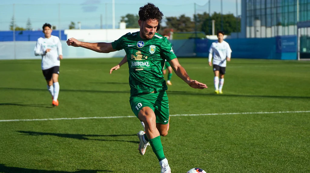 Невдалий початок 2026 року: Карпати програли віцечемпіону Південної Кореї