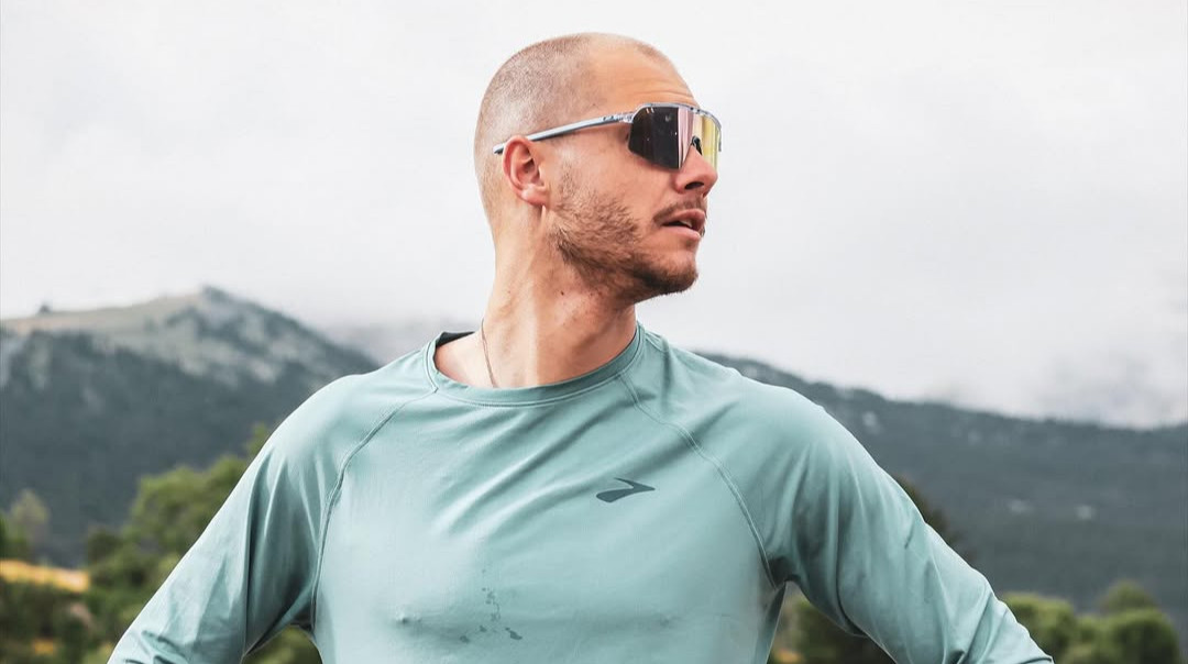 У колосся – без волосся: титулований французький біатлоніст потішив фотосесією до 30-річчя