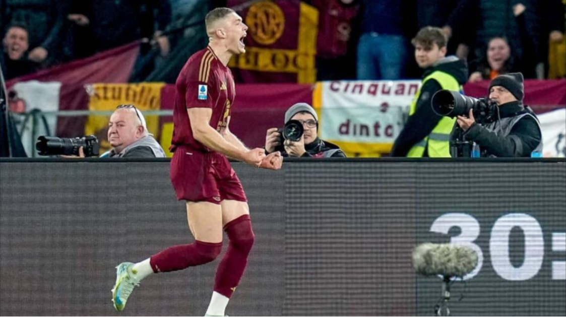 Довбик – в основном составе Ромы на матч с Удинезе