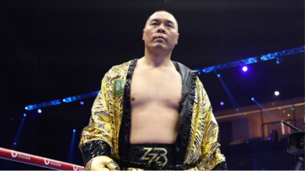 Воррен висловився про потенційний бій Дюбуа – Чжан