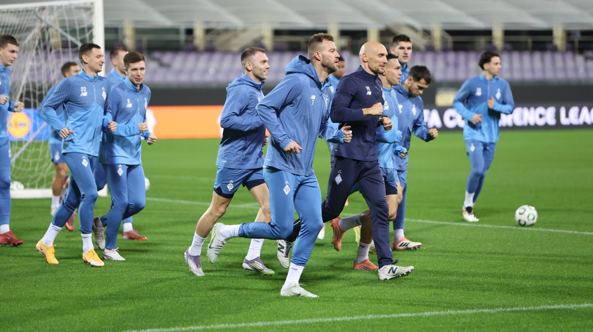 Динамо взяло на сбор в Турцию 32 игрока