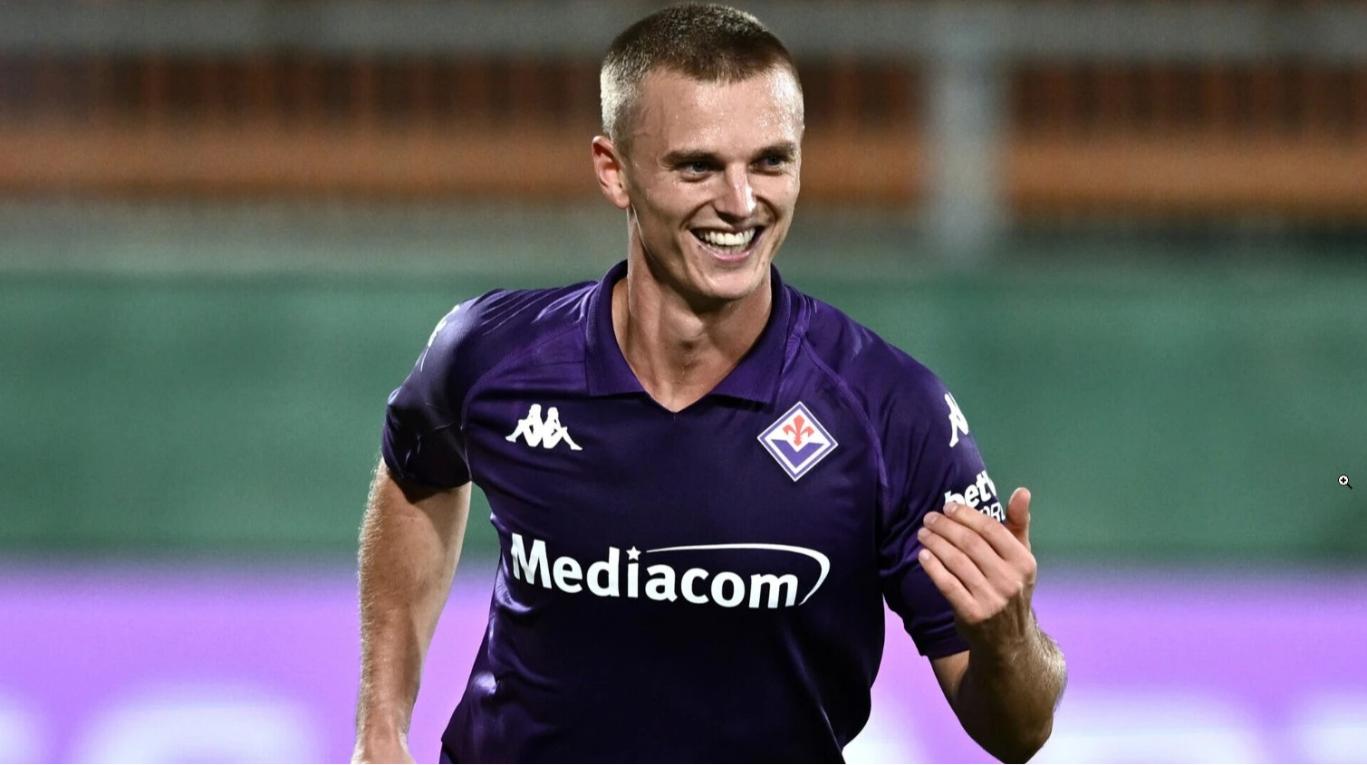 Конкурент для Довбика? Рома нацелилась на форварда Фиорентины