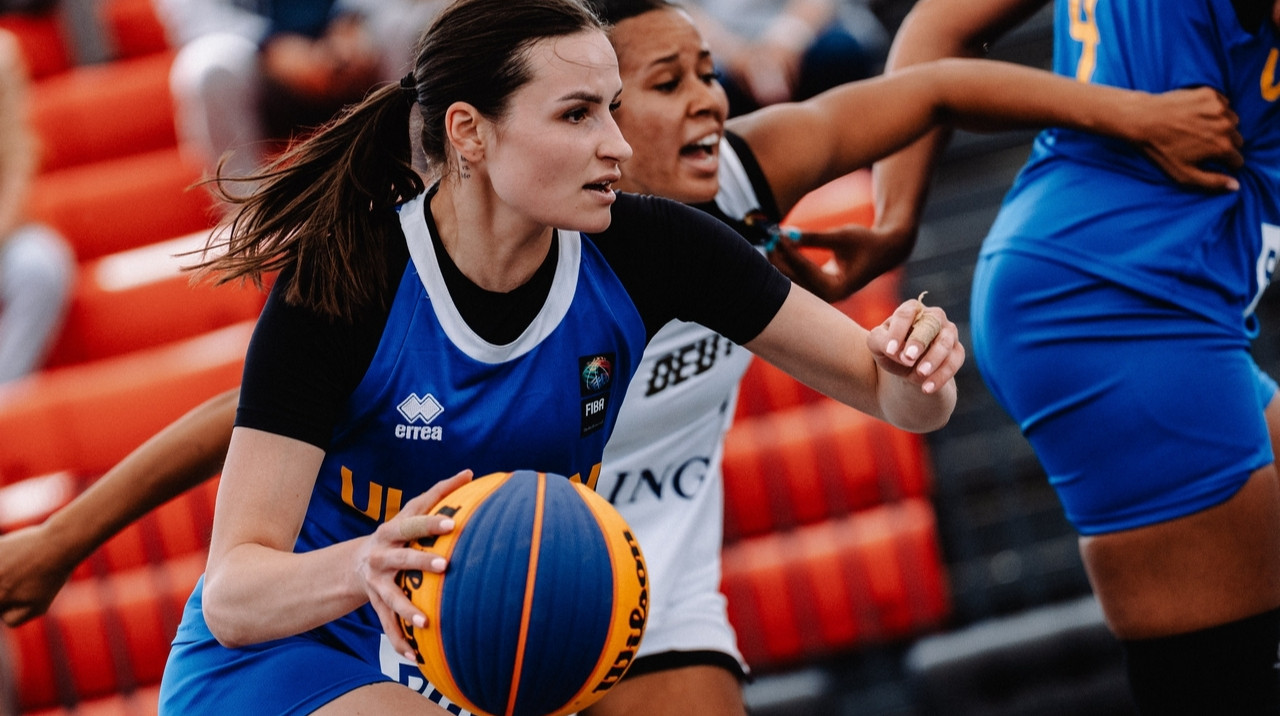 Жіноча збірна України з баскетболу 3х3 стартувала з поразки на чемпіонаті світу