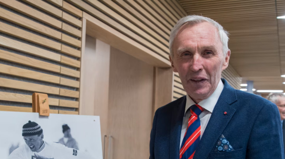 Выигрывал Олимпийские игры, дочь также, внук – чемпион мира среди юниоров: умер легендарный норвежский лыжник