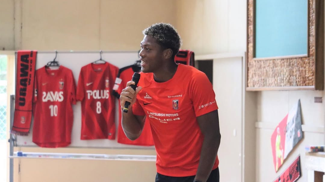 Манчестер Юнайтед готує 40 млн фунтів за воротаря Парми