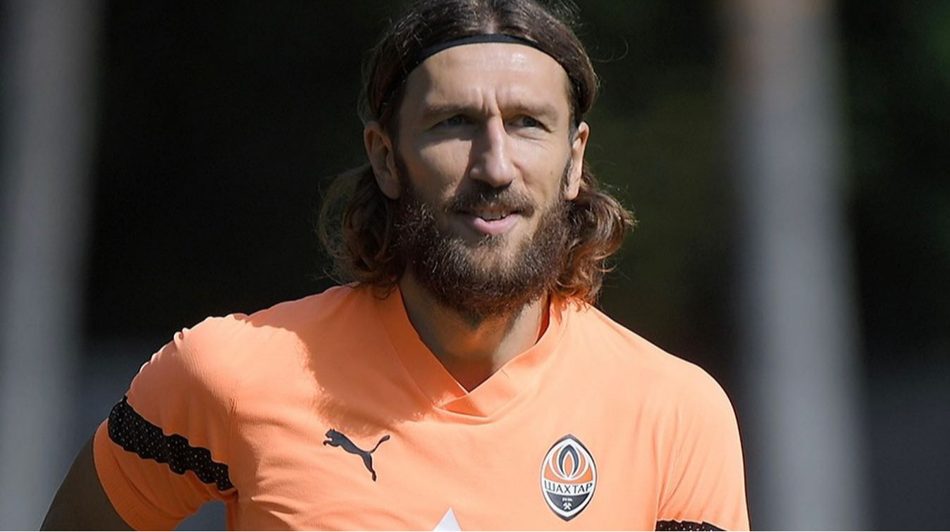 Ексгравець Шахтаря та Барселони завершив кар'єру та працевлаштувався у Греції