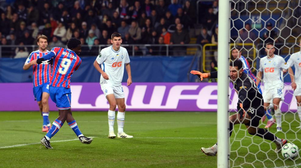 Динамо в большинстве уступило Кристал Пэлас на старте Лиги конференций