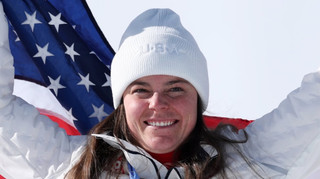 Золото не витримало емоцій: медаль олімпійської чемпіонки розвалилася в прямому ефірі