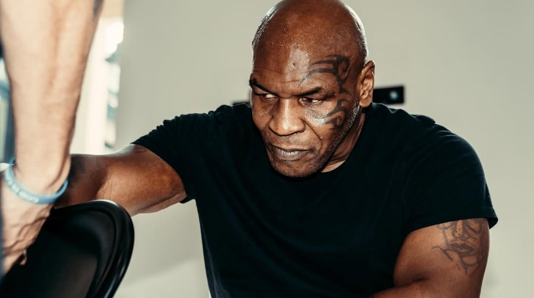 Тайсон: Усик – нове обличчя боксу