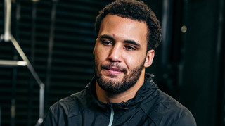 Итаума: Усик злоупотребляет своей властью