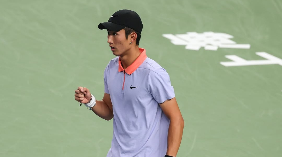 Китаєць із третьої сотні рейтингу обіграв 9 сіяного росіянина на Мастерсі в Шанхаї