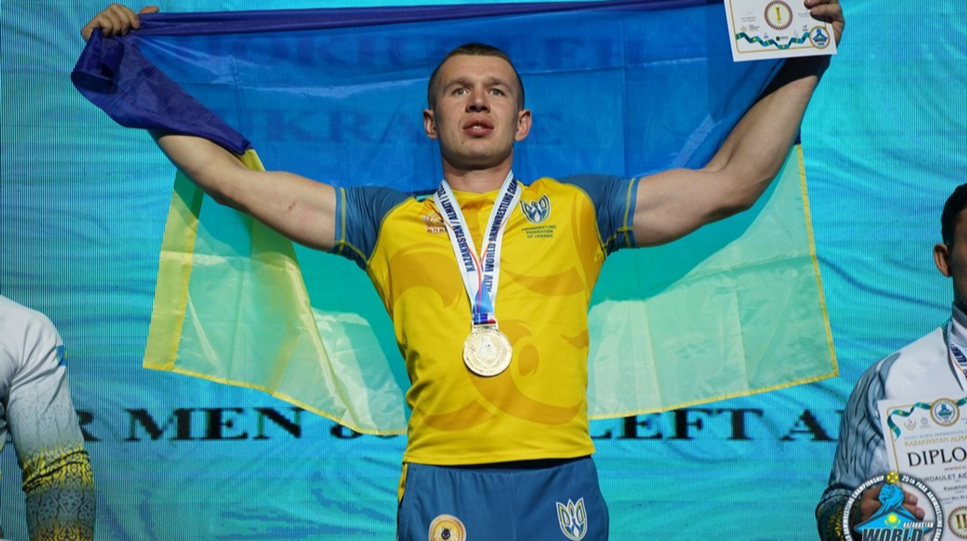 Большой разговор с Олегом Жохом: о роковом ДТП, предложениях сдать бой россиянам и легендарной схватке с дагестанцем Занкархановым