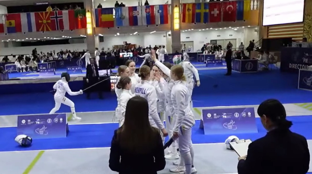 Украина пробилась в финал командных соревнований на юниорском Евро по фехтованию