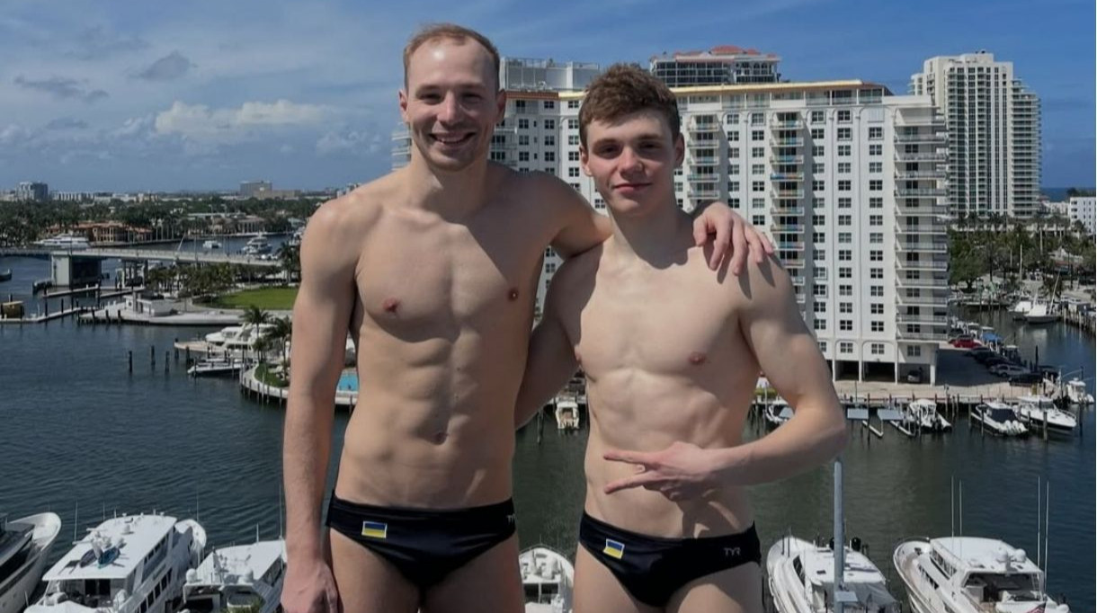 Двое украинцев вышли в финал Кубка США по прыжкам в воду