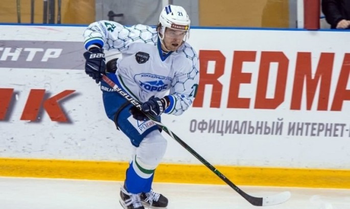 Російського хокеїста суд оштрафував за ухилення від армії
