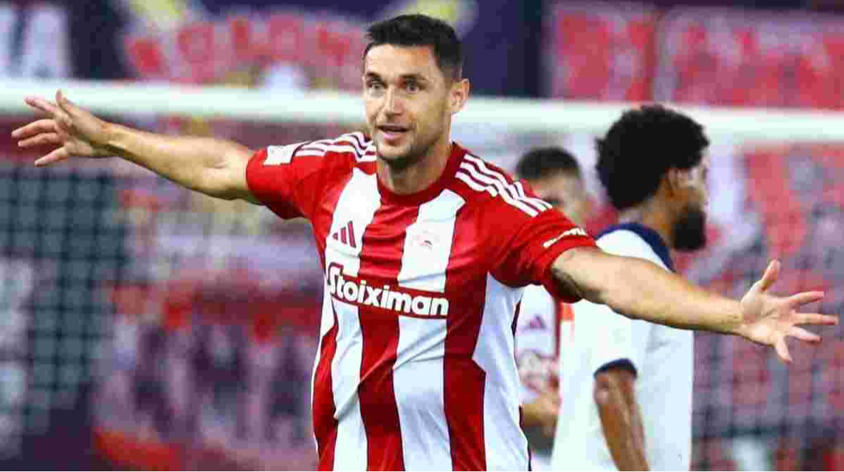 Олімпіакос визначився з майбутнім Яремчука