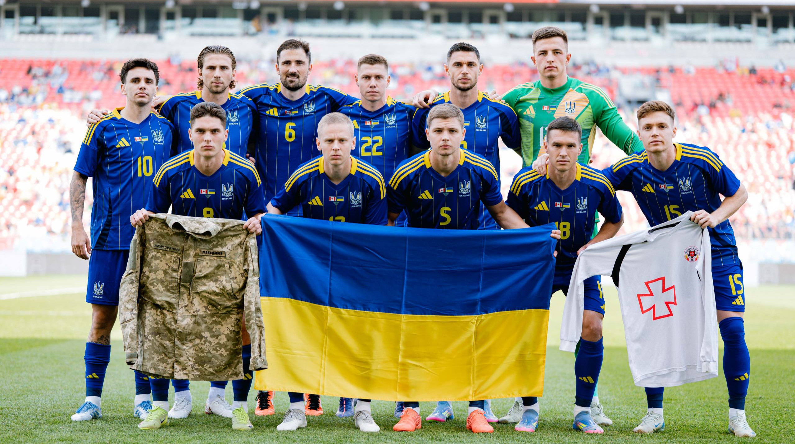 Болельщики сборной Украины выбрали Льва матча в игре с Канадой