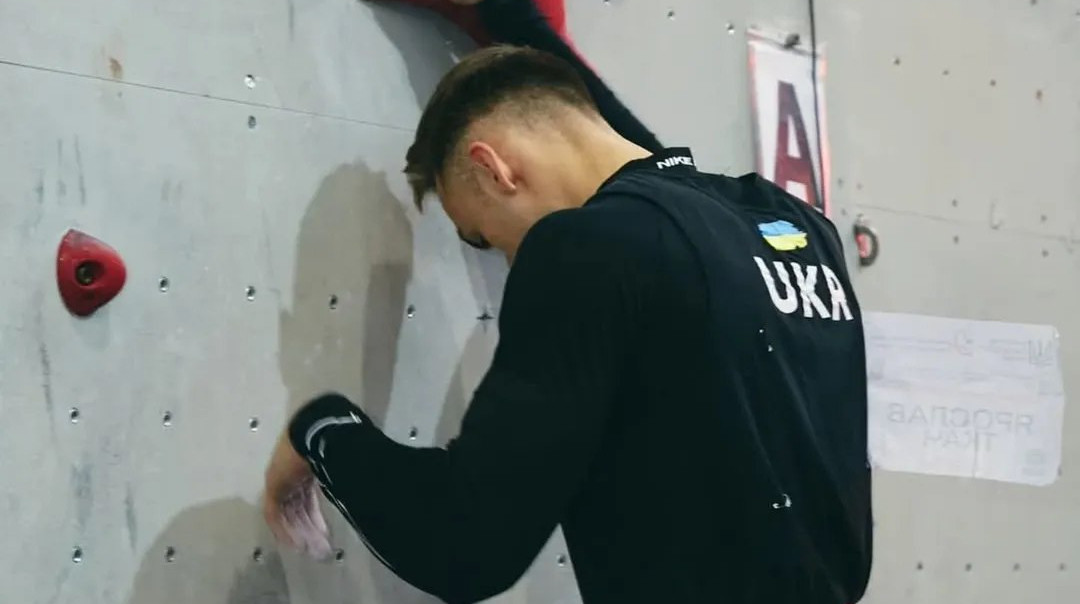 Украинец Ткач установил рекорд Европы и завоевал золото Кубка Европы по скалолазанию