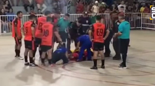 Трагедія у Бразилії: воротар помер після удару м’ячем у груди