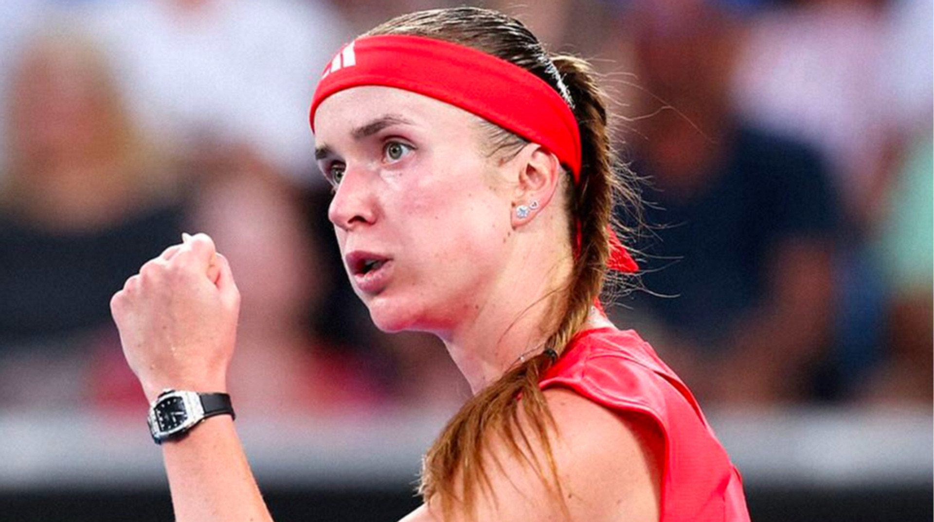 Love Ukraine: Свитолина после победы над четвертой ракеткой мира оставила символический автограф