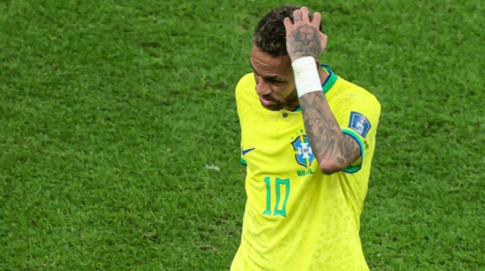 Неймар получил очередную травму и рискует не сыграть до конца года
