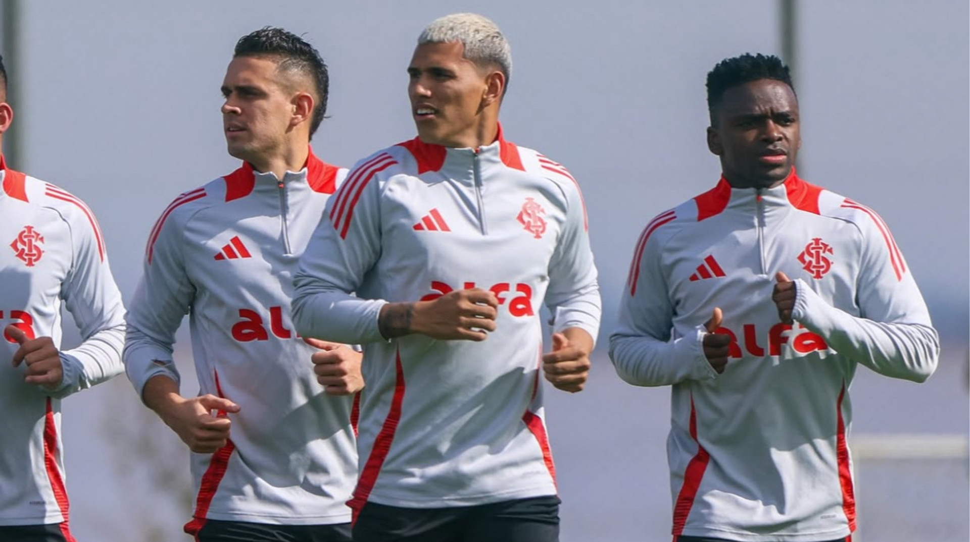 Скандал в Бразилії: фанатка зруйнувала одразу декілька родин, переспавши з чотирма футболістами